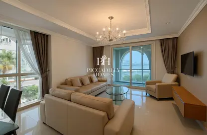 Apartment - 2 Bedrooms - 3 Bathrooms for rent in Viva West - Viva Bahriyah - The Pearl Island - Doha Apartment - 2 Bedrooms - 3 Bathrooms for rent in Viva West - Viva Bahriyah - The Pearl Island - Doha