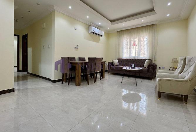 54102652 - Property Image 3