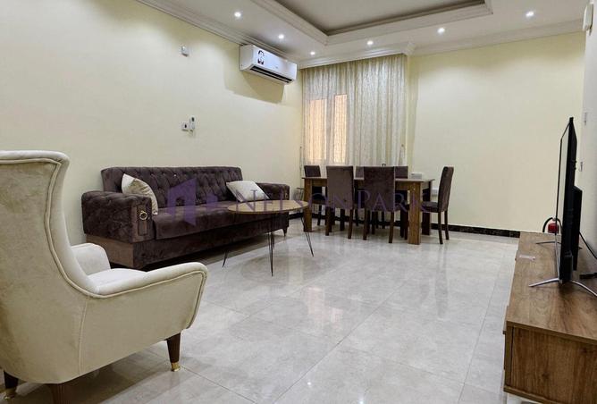 54102652 - Property Image 2