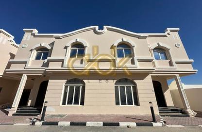 فيلا - 6 غرف نوم - 4 حمامات للايجار في أم صلال علي - أم صلال على - الدوحة