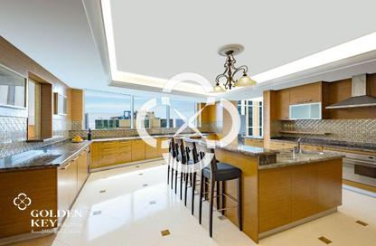 Hotel Apartments - 6 - 6 for rent in West Bay Tower - West Bay - West Bay - Doha