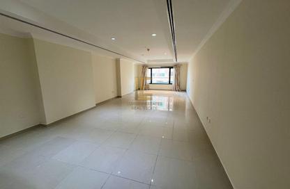 Apartment - Studio - 1 Bathroom for rent in West Porto Drive - Porto Arabia - The Pearl Island - Doha