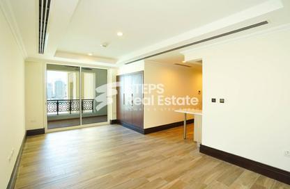 Apartment - Studio - 1 for rent in Viva West - Viva Bahriyah - The Pearl Island - Doha