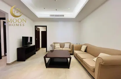 Apartment - 2 Bedrooms - 2 Bathrooms for rent in Umm Ghwailina Comm - Umm Ghuwalina - Umm Ghuwailina - Doha