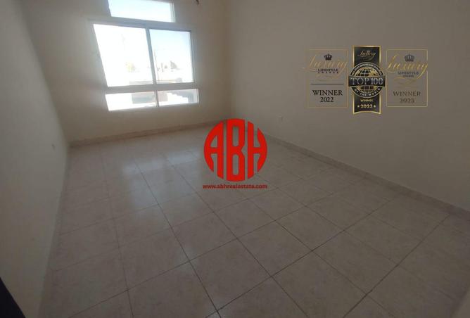 57678279 - Property Image 2
