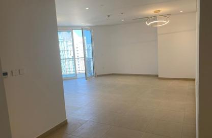 Apartment - 3 Bedrooms - 4 Bathrooms for rent in Floresta Gardens - Floresta Gardens - The Pearl Island - Doha