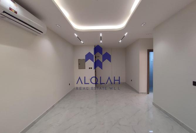 1002834 - Property Image 2