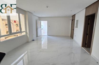 Apartment - 2 - 3 for rent in Al Mansoura - Al Mansoura - Doha