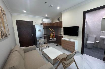 Apartment - Studio - 1 Bathroom for rent in Barwa City - Mesaimeer - Doha