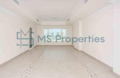 Apartment - 2 Bedrooms - 3 Bathrooms for rent in West Porto Drive - Porto Arabia - The Pearl Island - Doha