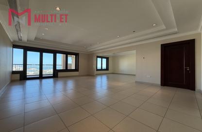 Apartment - 2 Bedrooms - 3 Bathrooms for rent in East Porto Drive - Porto Arabia - The Pearl Island - Doha Apartment - 2 Bedrooms - 3 Bathrooms for rent in East Porto Drive - Porto Arabia - The Pearl Island - Doha