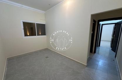 Apartment - 1 Bedroom - 1 Bathroom for rent in Ain Khaled Villas - Ain Khaled - Doha