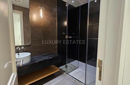 Apartment - 3 Bedrooms - 4 Bathrooms for rent in West Porto Drive - Porto Arabia - The Pearl Island - Doha