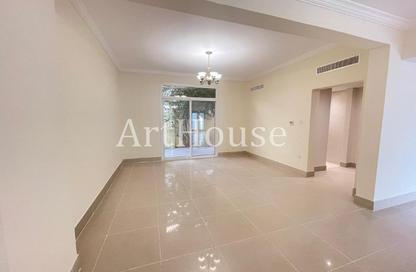 Villa - 4 Bedrooms - 5 Bathrooms for rent in Souk Al gharaffa - Al Gharrafa - Doha