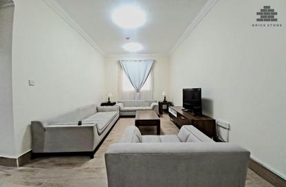 Apartment - 2 - 2 for rent in Umm Ghwailina Comm - Umm Ghuwalina - Umm Ghuwailina - Doha Apartment - 2 - 2 for rent in Umm Ghwailina Comm - Umm Ghuwalina - Umm Ghuwailina - Doha
