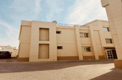 Apartment - 3 Bedrooms - 3 Bathrooms for rent in Ain Khaled - Doha Apartment - 3 Bedrooms - 3 Bathrooms for rent in Ain Khaled - Doha