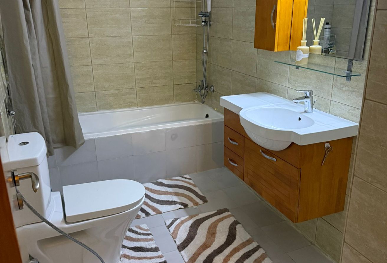 LAVISH FF 1BED ROOM APARTMENT IN FOXHILS LUSAIL thumbnail 3