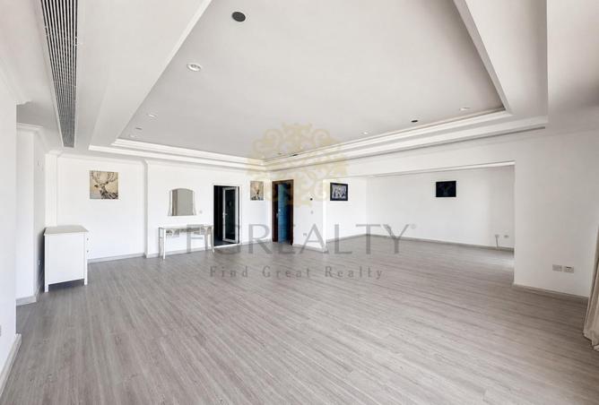 60890404 - Property Main Image