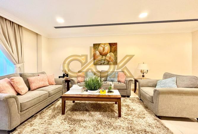 54297805 - Property Image 3