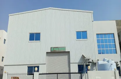 Warehouse - Studio - 4 Bathrooms for rent in East Industrial Street - Birkat Al Awamer - Al Wakra