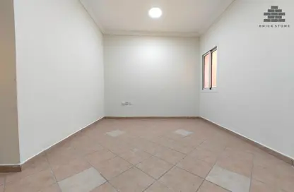 شقة - غرفة نوم - 1 حمام للايجار في برج الميرة - سلاطة القديمة - سلاطة - الدوحة