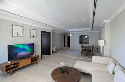 Apartment - 1 Bedroom - 2 Bathrooms for rent in East Porto Drive - Porto Arabia - The Pearl Island - Doha
