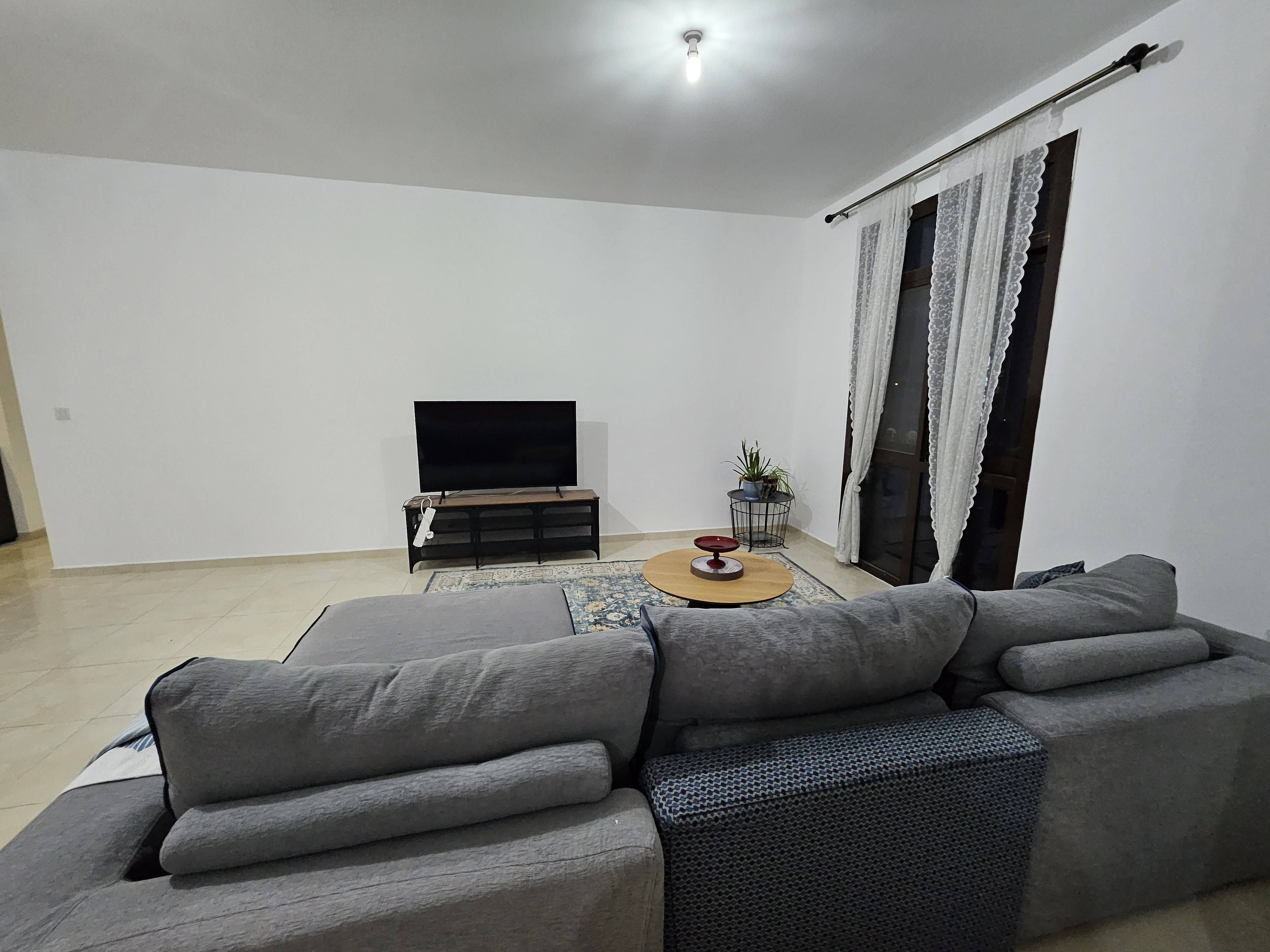 LUXURY 3 MASTER BEDROOM WITH BALCONY AND GOOD VIEW thumbnail 6
