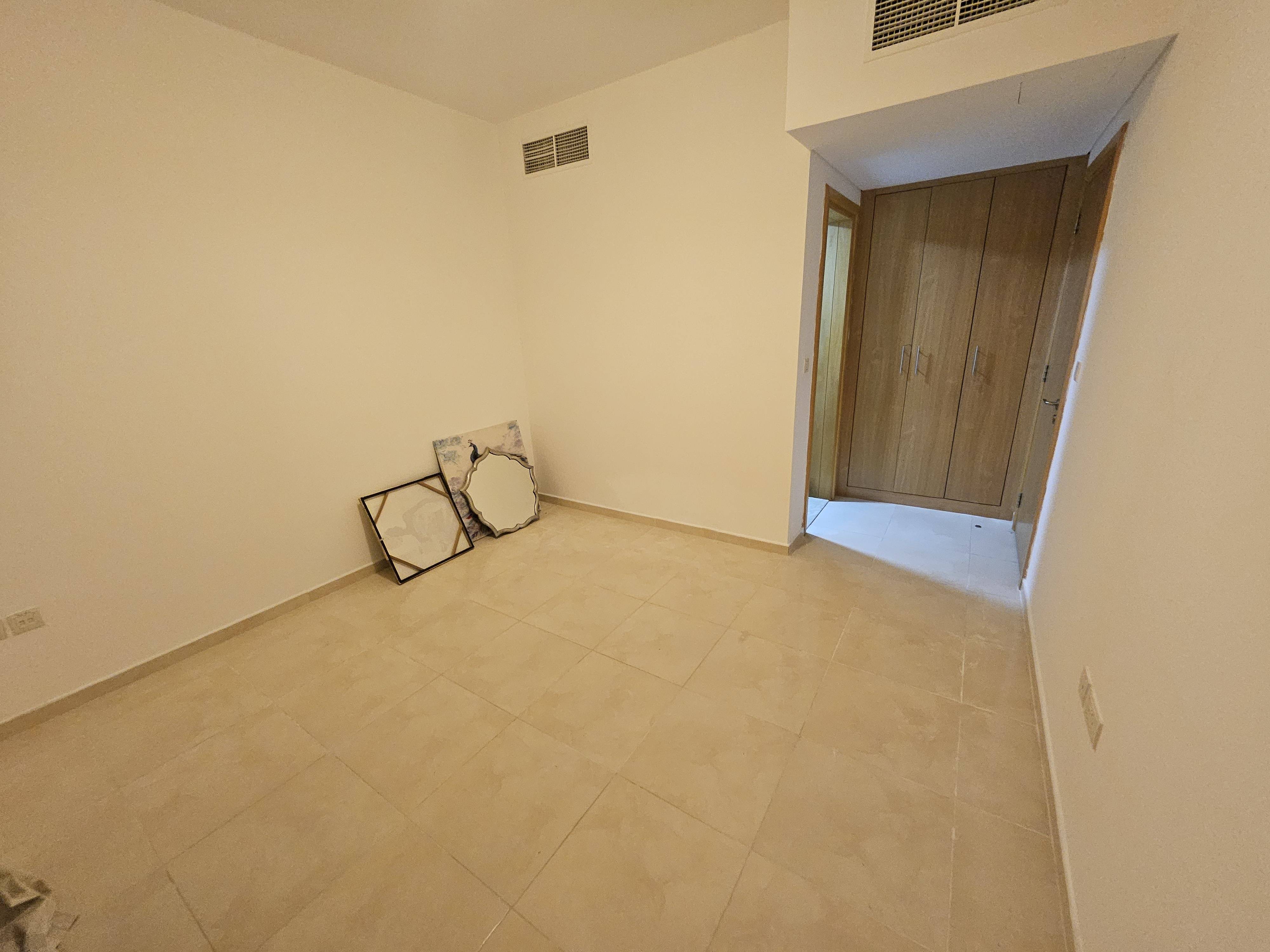 LUXURY 3 MASTER BEDROOM WITH BALCONY AND GOOD VIEW thumbnail 10