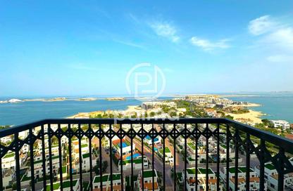 Apartment - 2 Bedrooms - 4 Bathrooms for rent in Floresta Gardens - Floresta Gardens - The Pearl Island - Doha