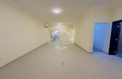 Apartment - 3 Bedrooms - 3 Bathrooms for rent in Fereej Bin Mahmoud - Doha