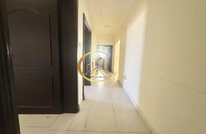 Apartment - 3 Bedrooms - 3 Bathrooms for rent in Al Tabari Street - Fereej Bin Omran - Doha