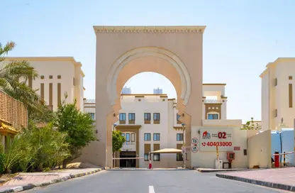 شقة - 3 غرف نوم - 2 حمامات للايجار في 2 قرية إزدان - الدحيل - الدوحة