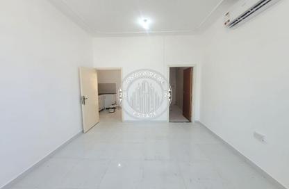 Villa - Studio - 1 Bathroom for rent in Ain Khaled Villas - Ain Khaled - Doha