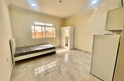 Apartment - Studio - 1 Bathroom for rent in Al Hanaa Street - Al Gharrafa - Doha