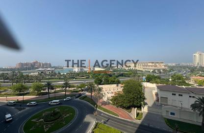Apartment - 2 Bedrooms - 4 Bathrooms for sale in Tower 19 - Porto Arabia - The Pearl Island - Doha