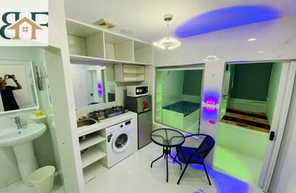 Apartment - Studio - 1 for rent in Umm Ghwailina Comm - Umm Ghuwalina - Umm Ghuwailina - Doha