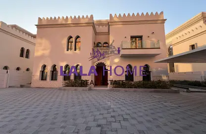 Villa - 5 Bedrooms - 7 Bathrooms for rent in La Plage Villas - The Villas - The Pearl Island - Doha