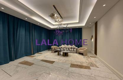Villa - 5 Bedrooms - 7 Bathrooms for rent in La Plage Villas - The Villas - The Pearl Island - Doha