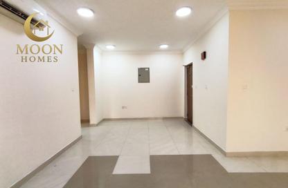 Apartment - 1 Bedroom - 1 Bathroom for rent in Umm Ghuwailina 4 - Umm Ghuwailina - Doha Apartment - 1 Bedroom - 1 Bathroom for rent in Umm Ghuwailina 4 - Umm Ghuwailina - Doha