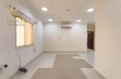 Apartment - 1 Bedroom - 1 Bathroom for rent in Umm Ghuwailina 4 - Umm Ghuwailina - Doha Apartment - 1 Bedroom - 1 Bathroom for rent in Umm Ghuwailina 4 - Umm Ghuwailina - Doha