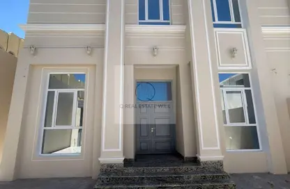 Villa - 5 Bedrooms - 6 Bathrooms for rent in Simaisma Street - Umm Ghuwailina - Doha