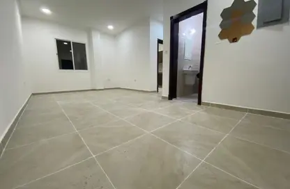 Apartment - 2 Bedrooms - 2 Bathrooms for rent in Old Airport 43 - Old Airport Road - Doha