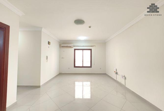 1010672 - Property Image 3