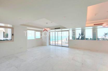 Duplex - 4 Bedrooms - 5 Bathrooms for sale in Crystal Residence - Gewan Island - The Pearl Island - Doha