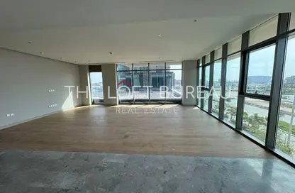 Apartment - 1 Bedroom - 2 Bathrooms for sale in Seef Lusail Tower 1 - Seef Lusail - Lusail City - Lusail