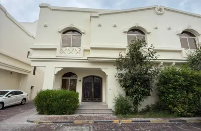 فيلا - 7 غرف نوم - 6 حمامات للايجار في شارع المطار القديم - طريق المطار القديم - الدوحة