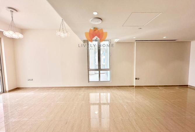 56169479 - Property Image 2