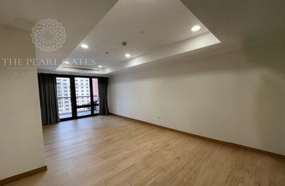 Apartment - 2 Bedrooms - 3 Bathrooms for rent in East Porto Drive - Porto Arabia - The Pearl Island - Doha