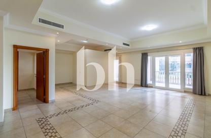 Apartment - 2 - 3 for sale in West Porto Drive - Porto Arabia - The Pearl Island - Doha