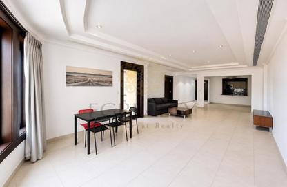 Apartment - 1 Bedroom - 2 Bathrooms for rent in West Porto Drive - Porto Arabia - The Pearl Island - Doha
